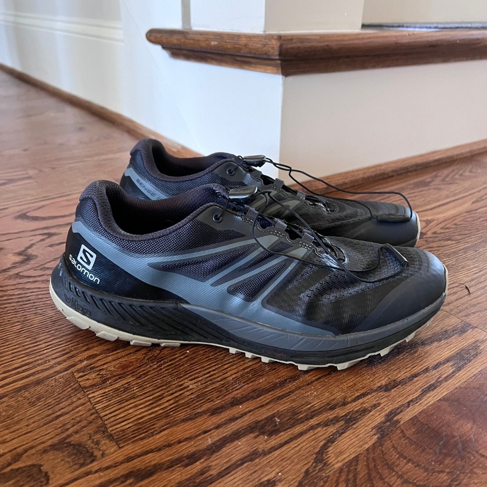Salomon Men's Athletic Trail Shoe in Charcoal and Light Gray - Picture 9 of 16